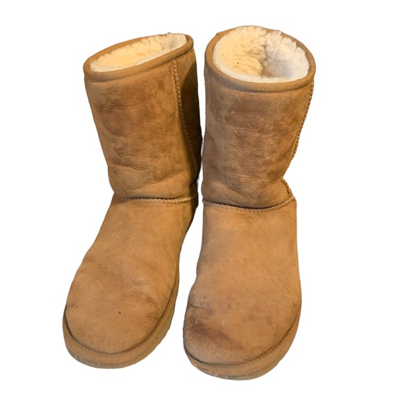 UGG® Classic Short Chestnut Sz 8 - Picture 4 of 7